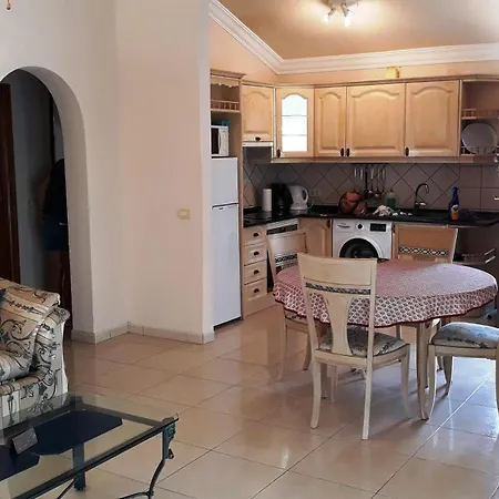 La Quinta Villa *